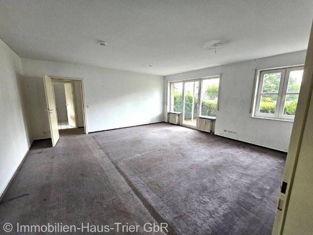Attraktive 3 Zimmer Eigentumswohnung mit TG Stellplatz in Trier Süd zu verkaufen, sofort frei