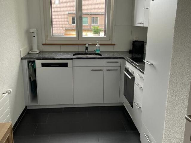 Attraktive 3 Zimmerwohnung mit Balkon in Bern Bümpliz