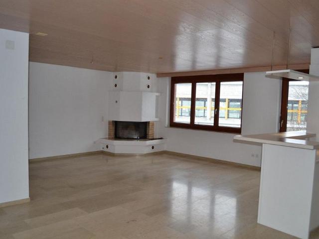 Attraktive 4.5 Zimmerwohnung mit in Fahrwangen