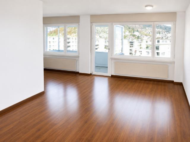 Attraktive 4.5 Zimmer Dachwohnung in familienfreundlicher Umgebung