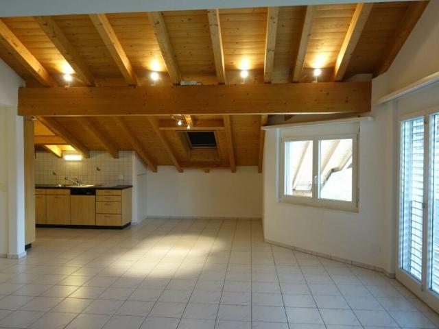 Attraktive 4.5 Zimmer Wohnung nähe Dorfzentrum