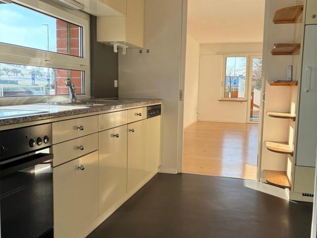Attraktive 5.5 Zimmer Wohnung in Murten ruhig gelegen und gut ang.