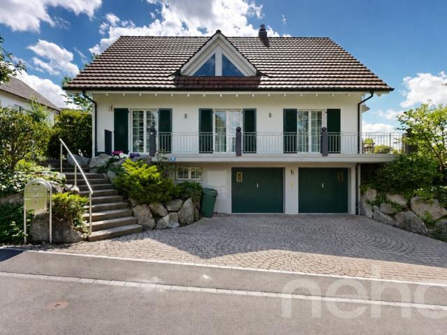 Attraktives 5.5 Zimmer Einfamilienhaus mit unverbaubarer Aussicht