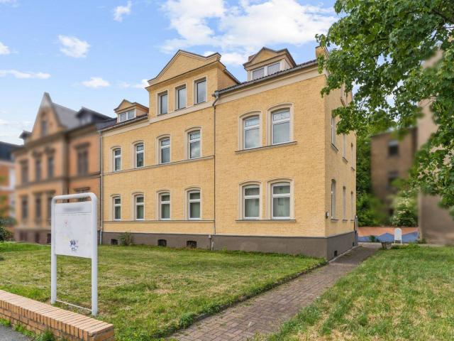 Attraktives Wohn und Geschäftshaus mit vielseitigem Nutzungspotenzial in Bitterfeld