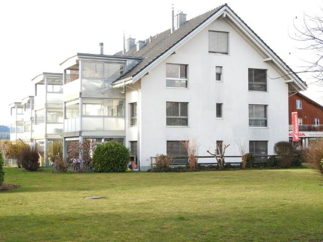 Attraktives Wohnen in exklusiver, riesiger Dachwohnung