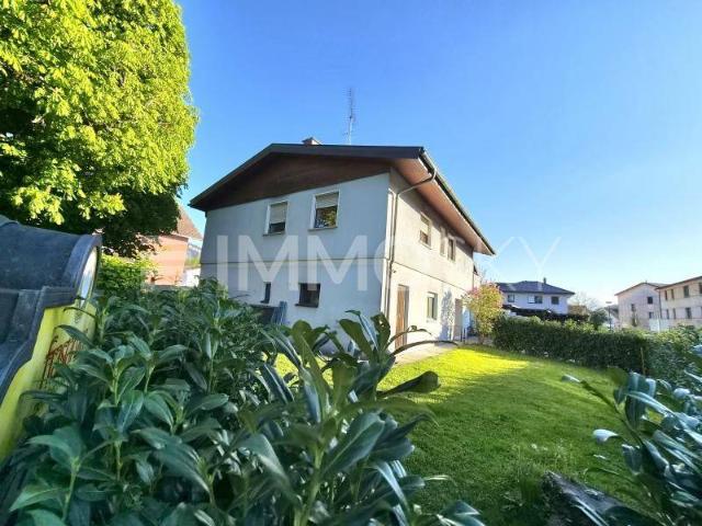 Attraktives Zweifamilienhaus in Top Lage in Altach