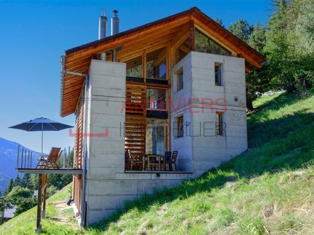 Attraktives, außergewöhnliches Chalet mit absoluter alpiner Panorama