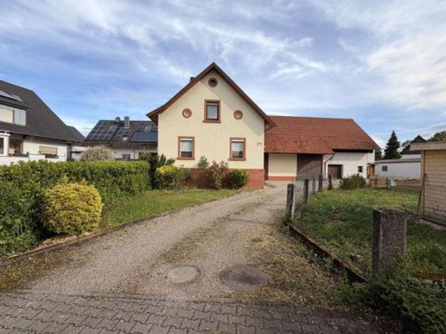Attraktives Baugrundstück mit Entwicklungspotenzial in Bühl Moos