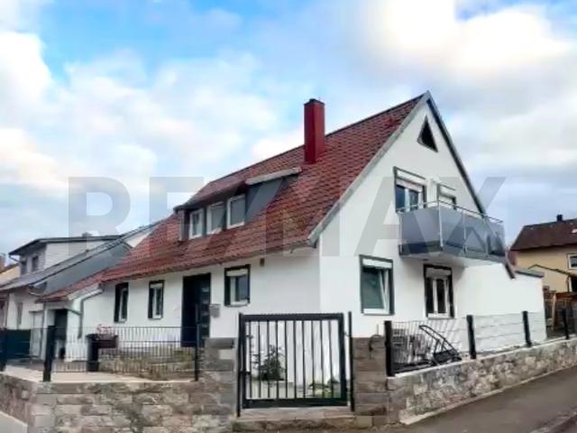 Attraktives Einfamilienhaus mit Option zur Einliegerwohnung wartet auf Sie!