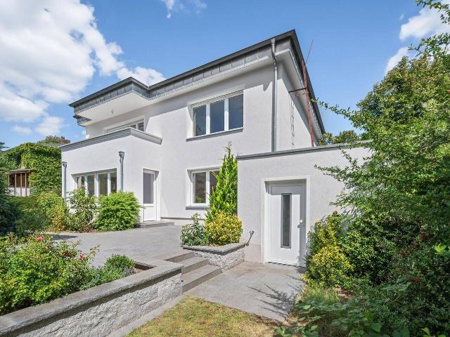 Attraktives, energetisch saniertes Objekt in Top Lage Berlin Lichterfelde West mit vielfältigen Nutzungsmöglichkeiten