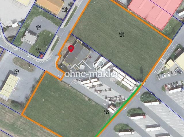 Attraktives Grundstück am Hermsdorfer Kreuz mit Verkaufsmarkt und LKW Parkplatz
