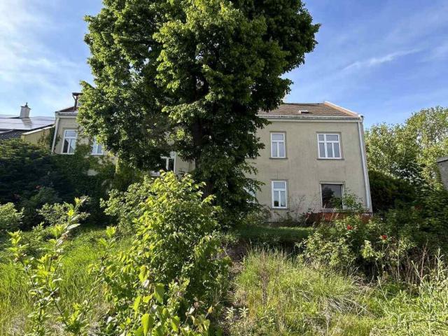 Attraktives Mehrfamilienhaus mit Sanierungspotential in begehrter Lage in Bruck an der Leitha