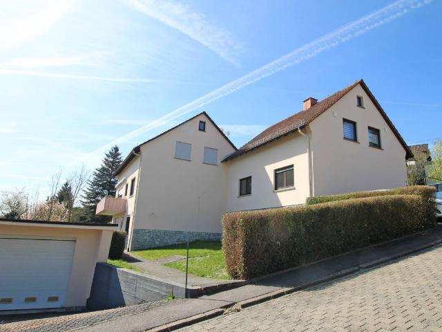 Attraktives Mehrfamilienhaus Ensemble in gepflegtem Zustand