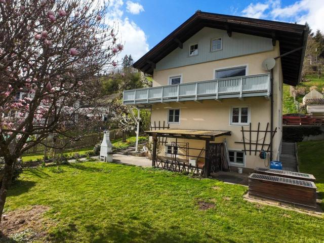 Attraktives Mehrfamilienhaus in begehrter & sonniger Lage mit Bergblick in Schwarzach im Pongau