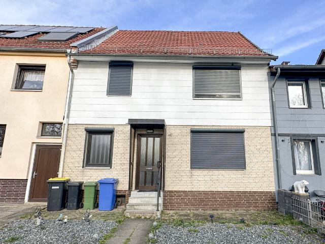 Attraktives, modernisiertes Reihenmittelhaus in Gieboldehausen mit Nebengebäude, Garten & Garage