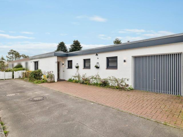Ihr Ruhepool: Modernisierter Bungalow zu verkaufen! Auspacken, einziehen, wohnen