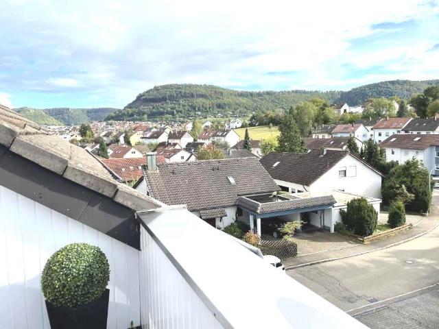 Für gehobene Ansprüche! 4,5 Zimmer Wohnung in perfekter Aussichtslage!