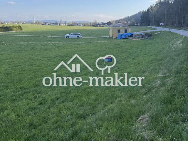 Rarität: Attraktiver, leistbarer Baugrund mit 681 qm am Waldrand in Pfaffstätt bei Mattighofen