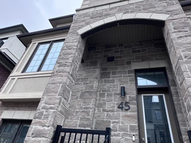 Att/Row/Townhouse Property