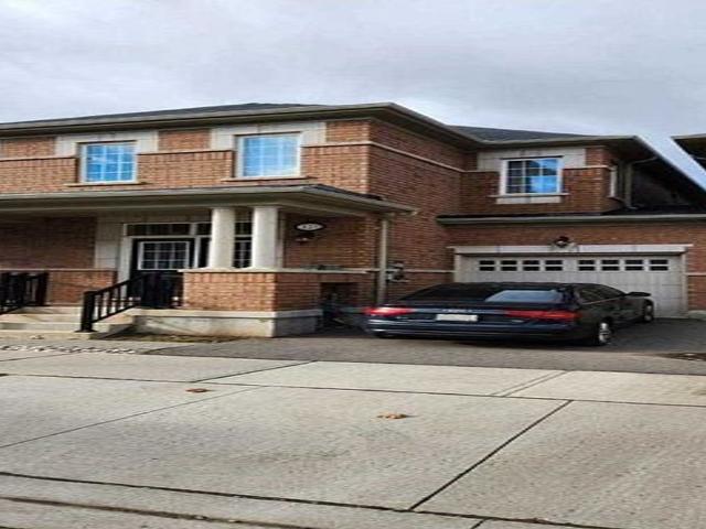Att/Row/Townhouse Property