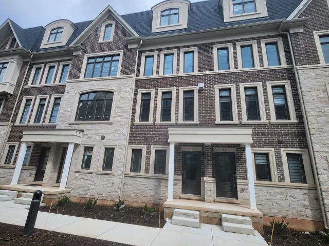 Att/Row/Townhouse Property