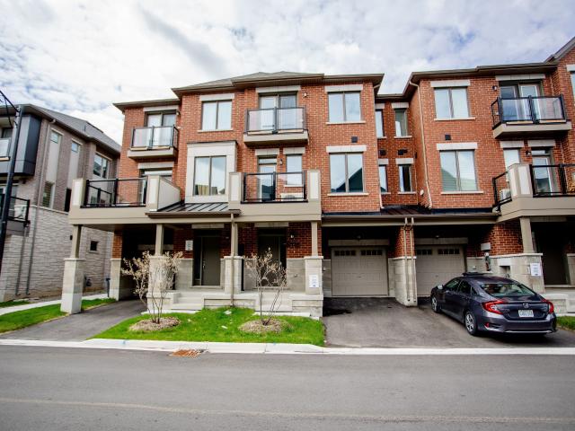 Att/Row/Townhouse Property
