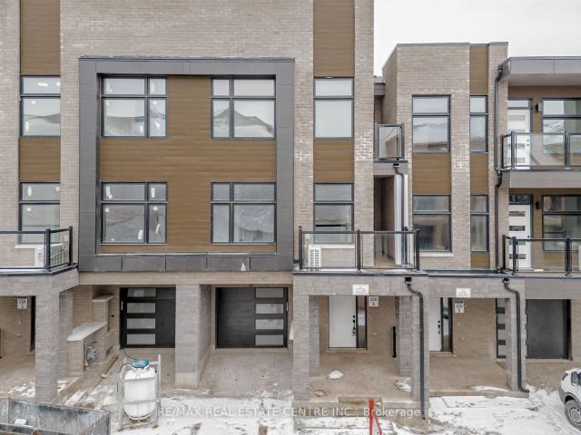 Att/Row/Townhouse Property