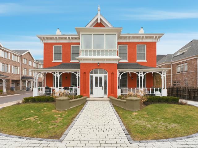 Att/Row/Townhouse Property