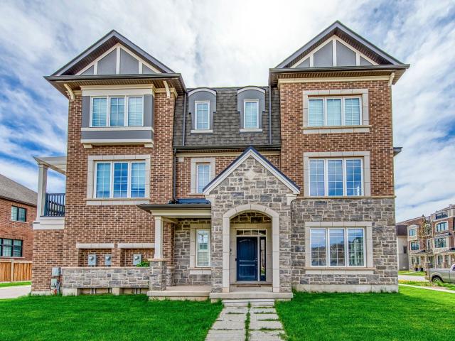 Att/Row/Townhouse Property