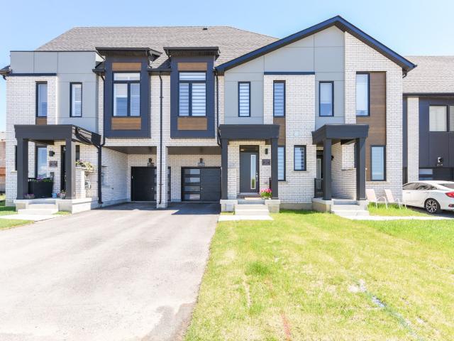 Att/Row/Townhouse Property
