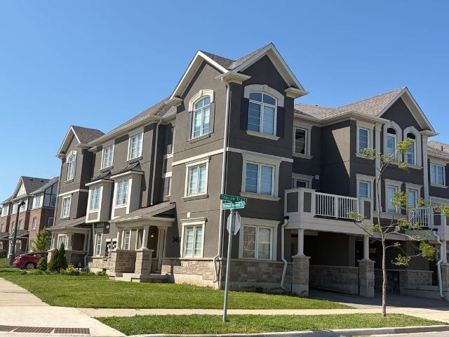 Att/Row/Townhouse Property