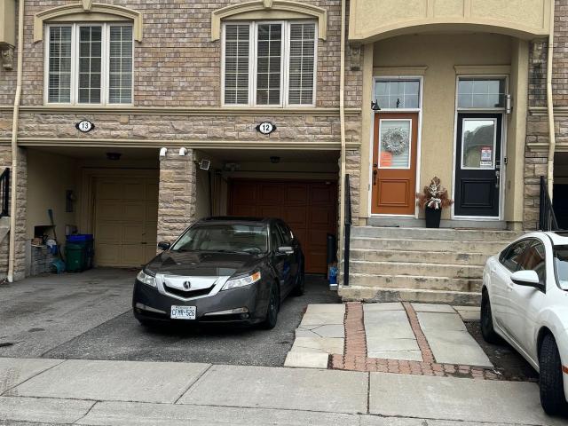 Att/Row/Townhouse Property