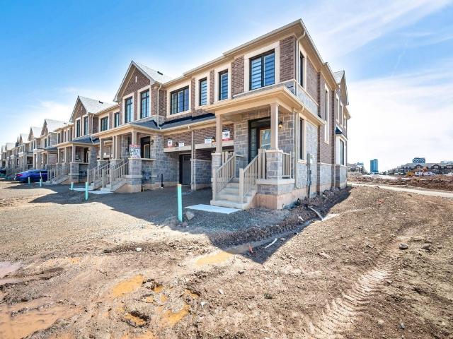 Att/Row/Townhouse Property