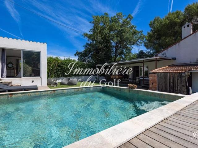 ATYPIQUE & CHARME Maison T4 de 206m2 dt studio 20m2 Terrai
