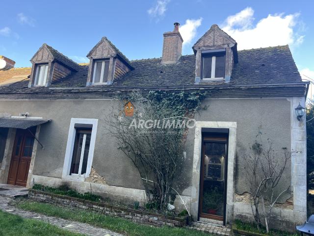 Atypique dans village Perche Sarthois proche VIBRAYE COUP DE COEUR !