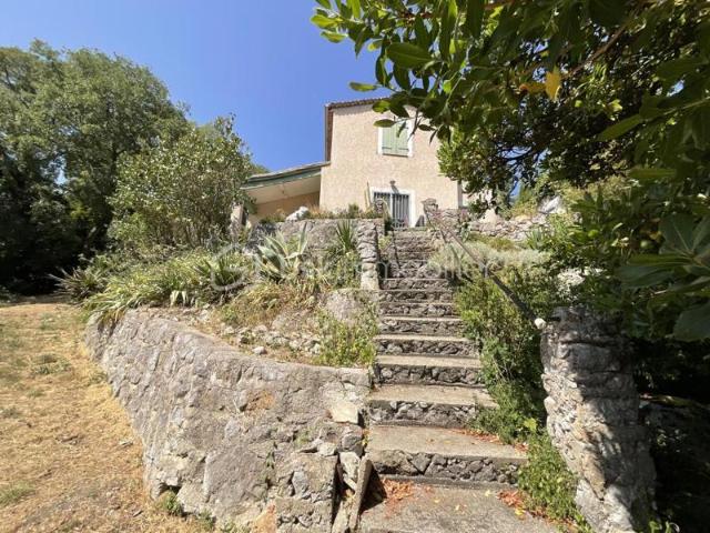 Au calme ! Coup de cœur pour cette Charmante maison au cœur de la campagne d'Alès