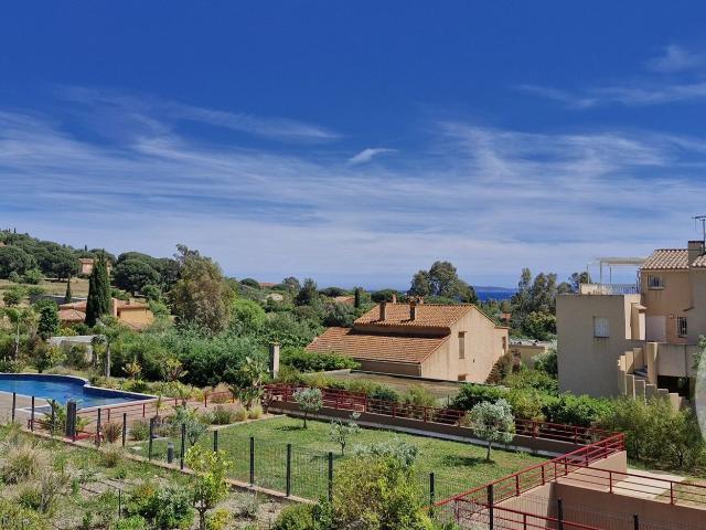 Au Calme des restanques de Saint Clair et en Exclusivite, Su. 63m² Le Lavandou