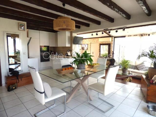 Au calme:Maison de ville de plain pied. 83m² Antibes