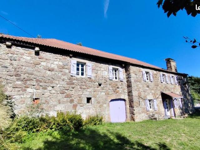 Au calme, séjour 82m2, 4 chambres, piscine, 10 hectares