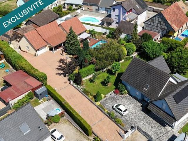 Au calme, superbe maison familiale avec piscine, Quatre chambres dont deux chambres de plain pied et DPE C