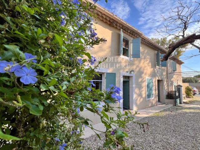 MAISON EN PIERRE A RENOVER