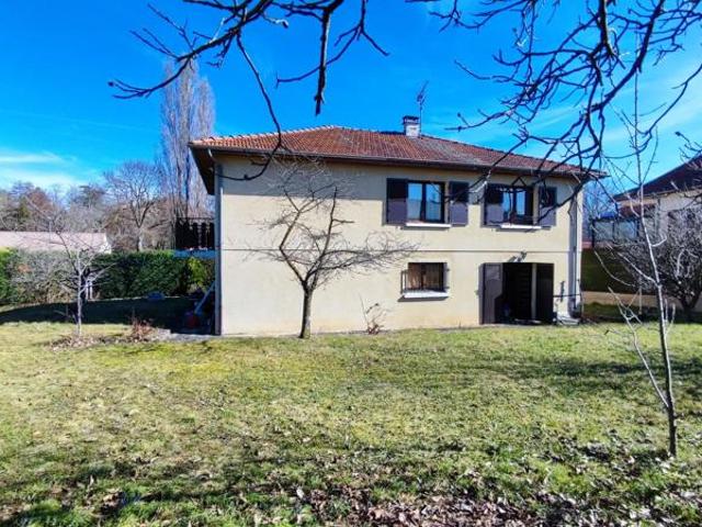 Au Cendre, maison 4 chambres avec bureau et garage