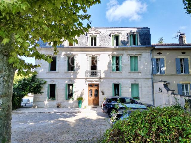 Au coeur d'Agen Élégante demeure en pierre avec gîte, piscin. 450m² Agen