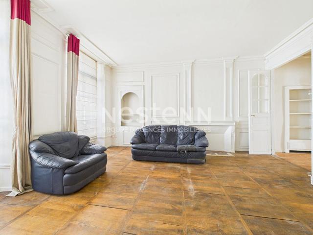 Au coeur d'Aurillac, à Vendre Appartement de type 5 d'une su. 110m² Aurillac