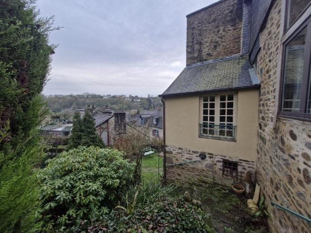 Au coeur de Dinan et proche du port 210m² Dinan