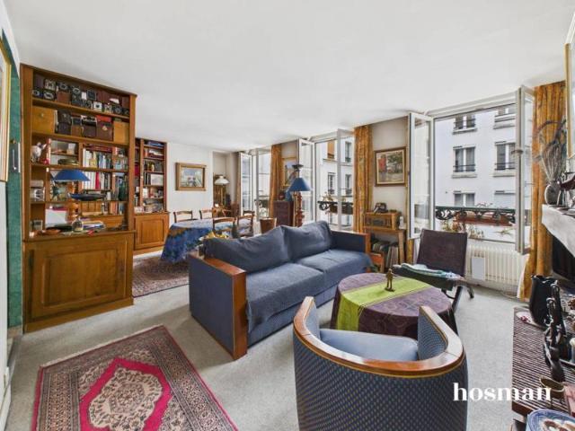 Appartement 3 pièces au coeur de Montmartre Rue Lepic, Paris 18ème