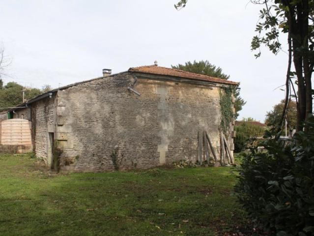 Au coeur de saint génis de saintonge