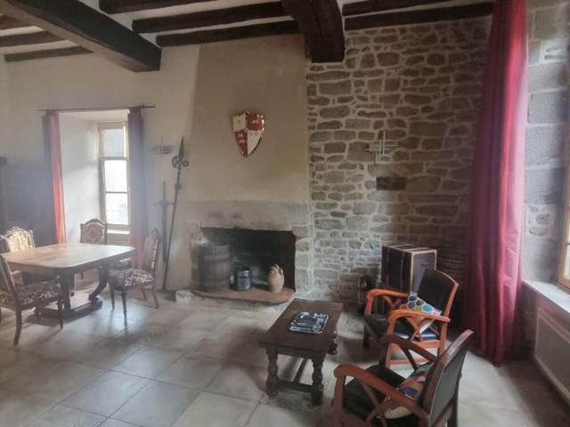 Au coeur des remparts Grand studio avec chambre en mezzani