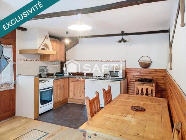 Au coeur du village, un potentiel rare vous attend!