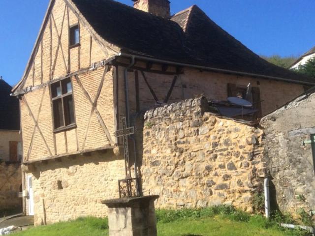 Au Coeur D'un Joli Village, Charmant Ensemble Compose De 2 M. 170m² Gourdon